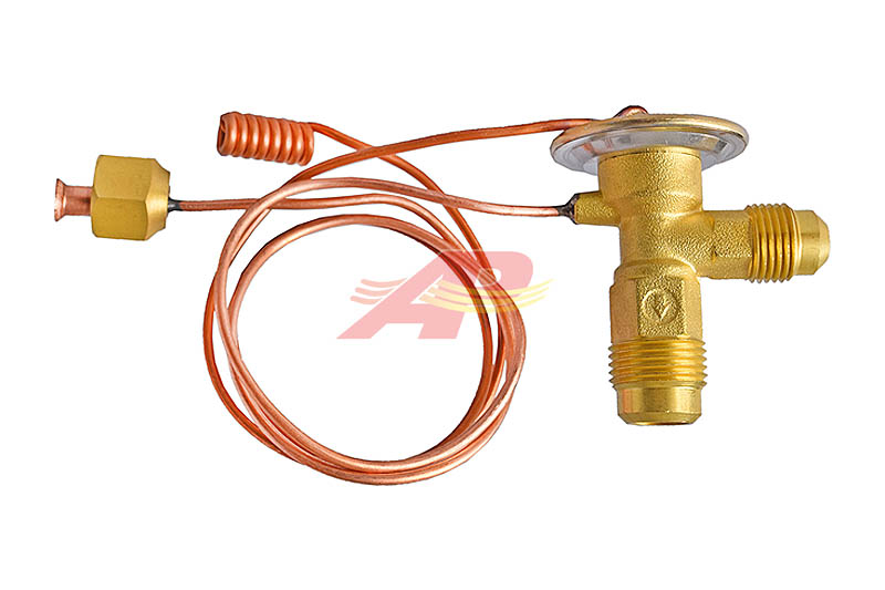 New A/C Expansion Valve For Kenworth T2000 & T700 - OE# 540056BSM, 1899031
